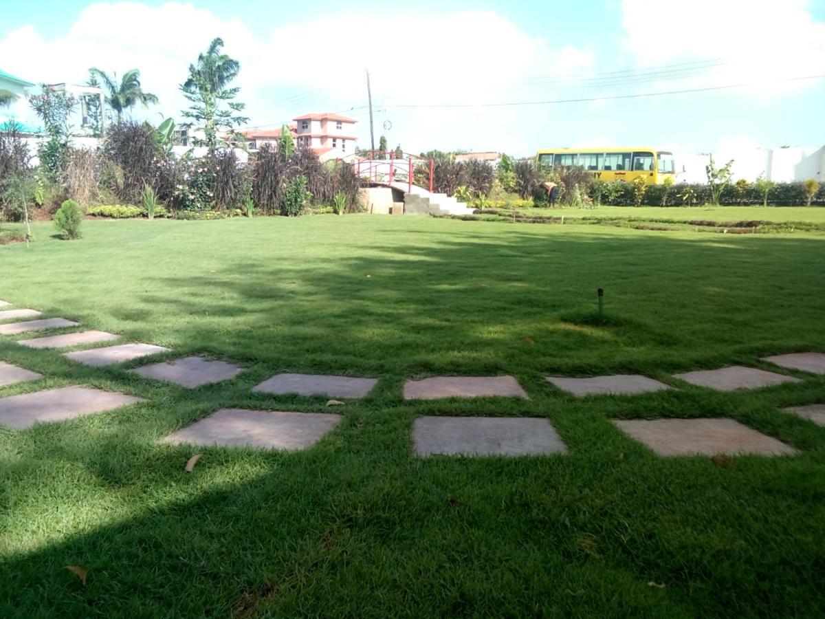 Chamiachi Hotel & Apartments Bamburi Luaran gambar