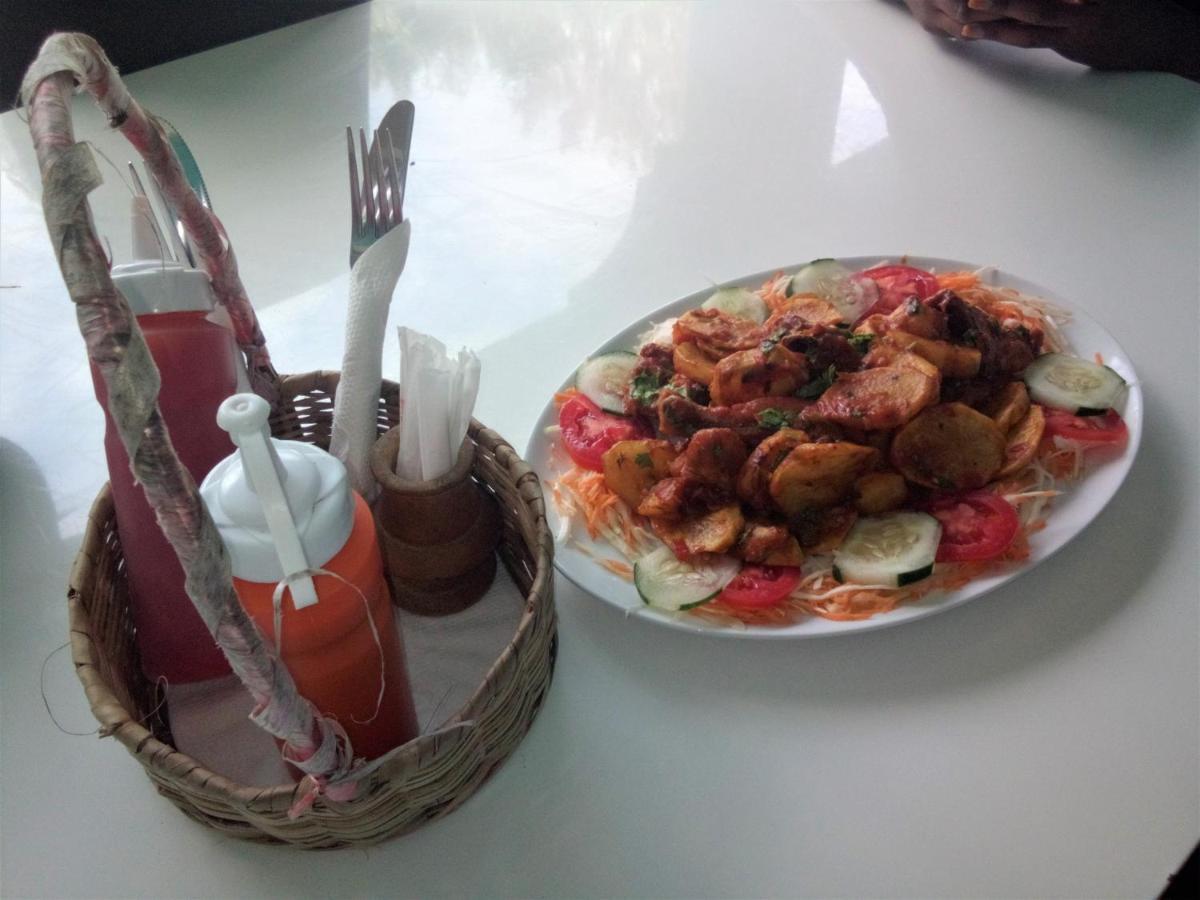 Chamiachi Hotel & Apartments Bamburi Luaran gambar