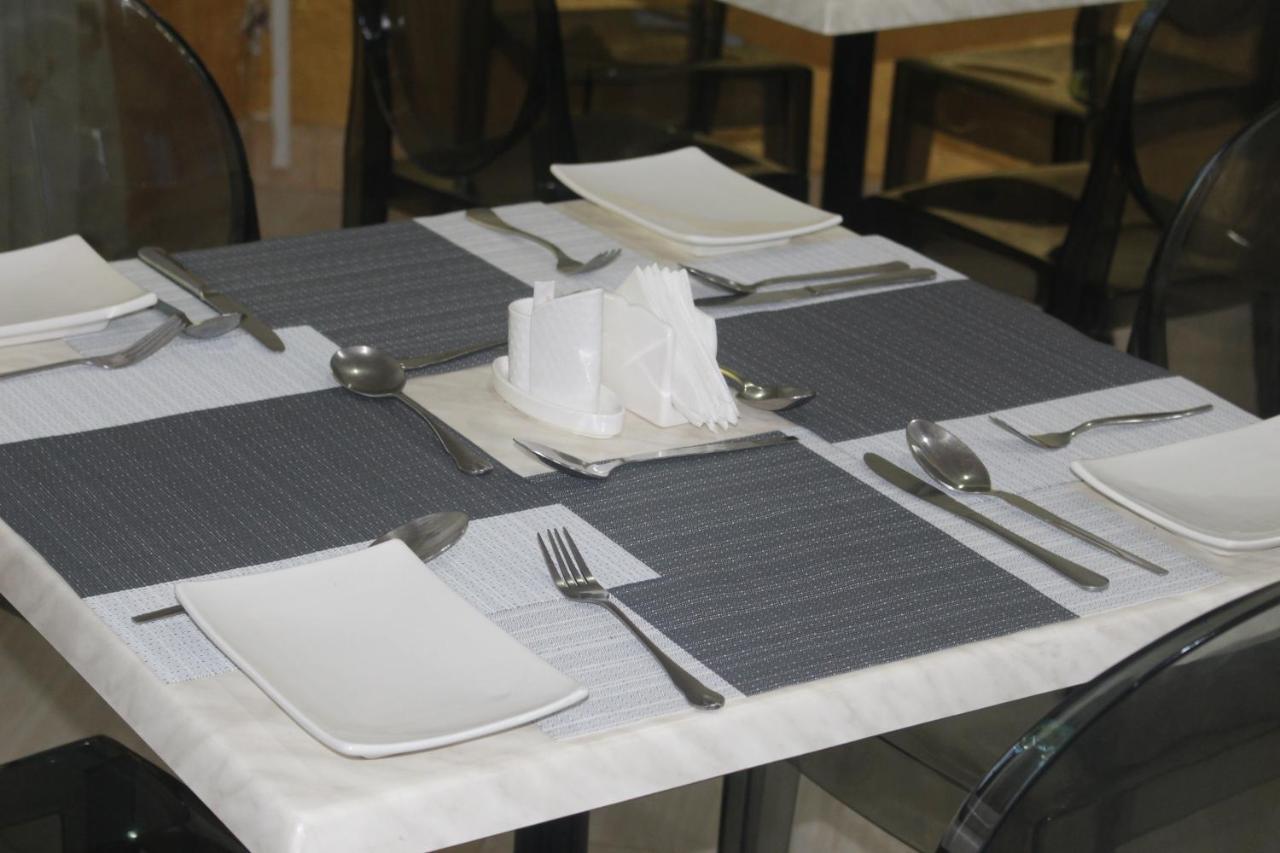 Chamiachi Hotel & Apartments Bamburi Luaran gambar